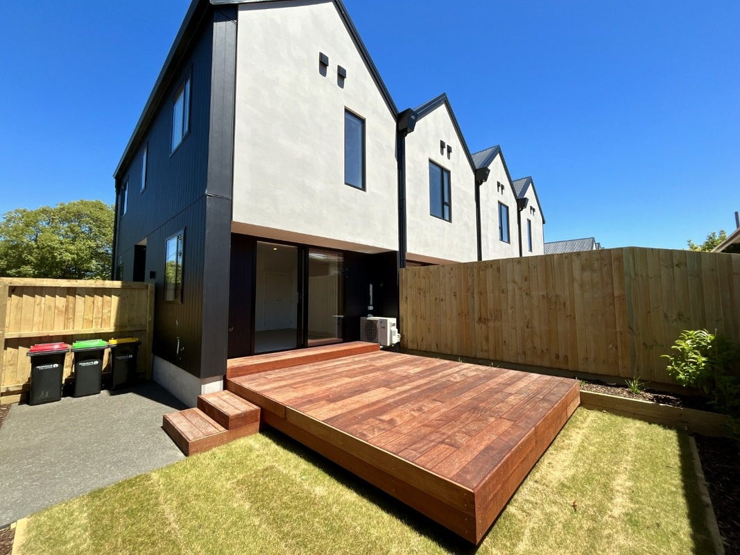 1/107 Smith Street, Woolston, Christchurch - Carousel 19