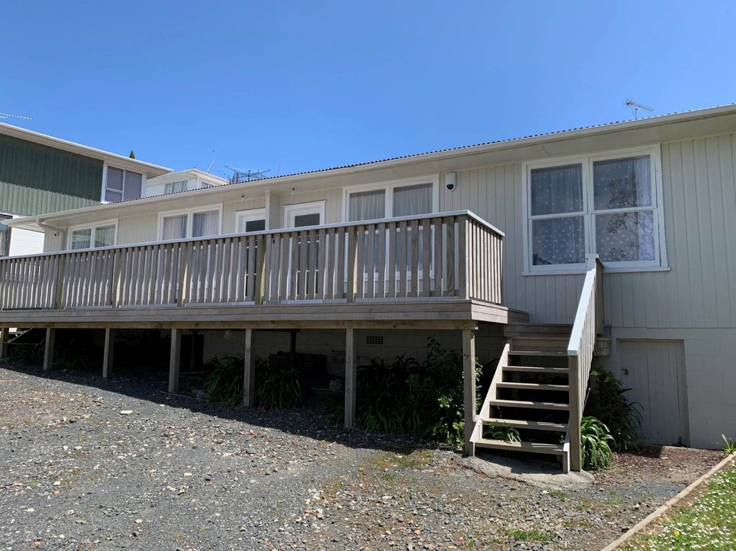 453 Hillsborough Road, Mount Roskill, Auckland - Carousel 1