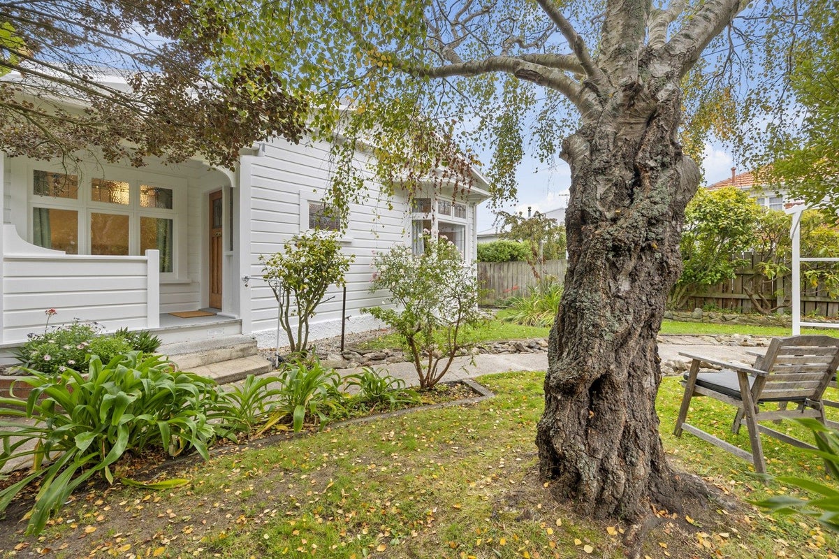 46 Tainui Road, Tainui, Dunedin - Carousel 1