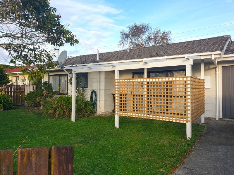 5 BEVAN PL, Cloverlea, Palmerston North  - Carousel 1
