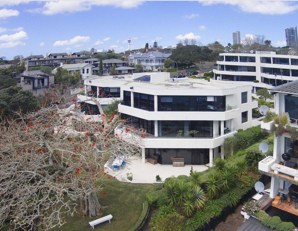 1/66 Hamilton Road, Herne Bay, Auckland - Carousel 1