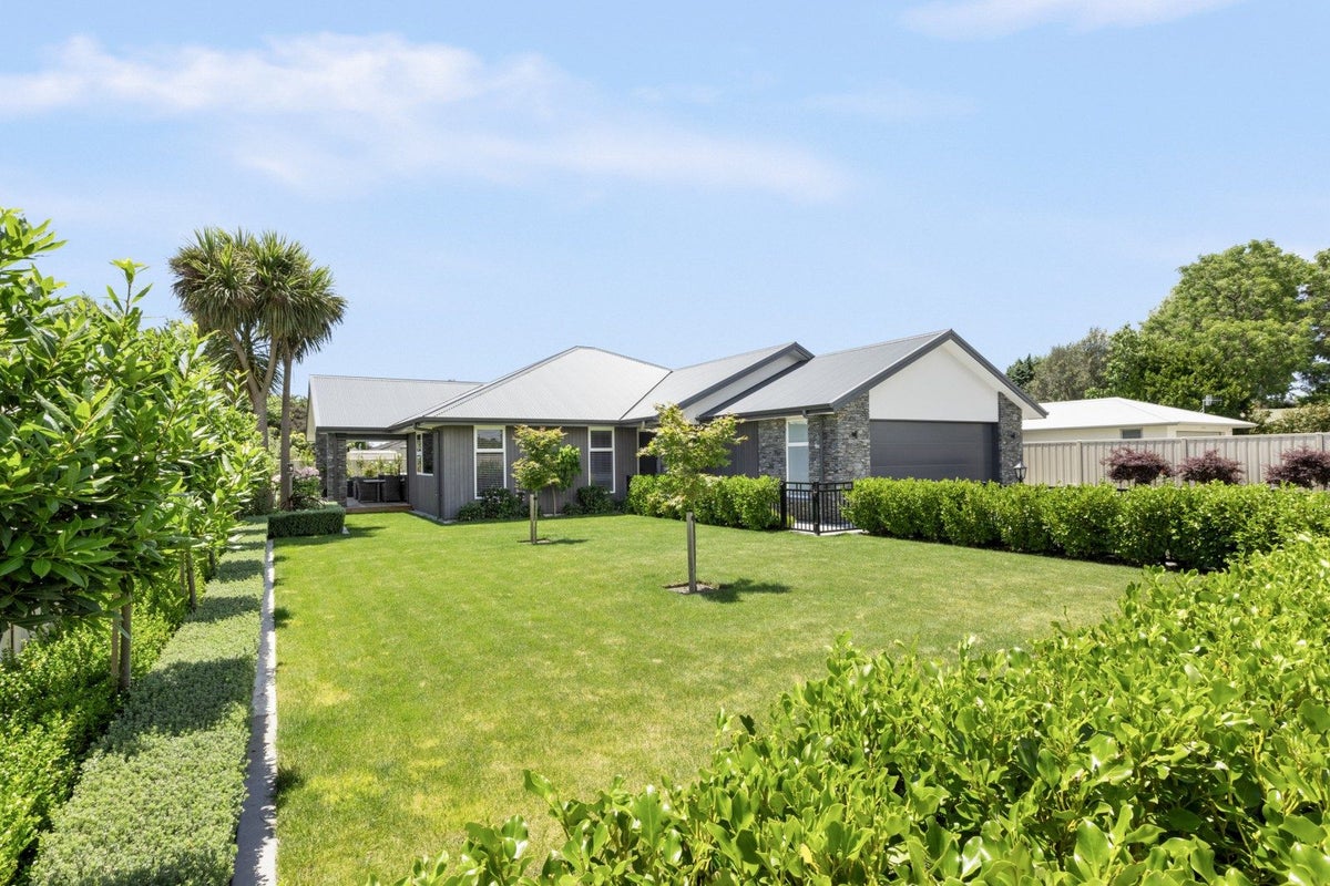 1254A Louie Street, Parkvale, Hastings - Carousel 1