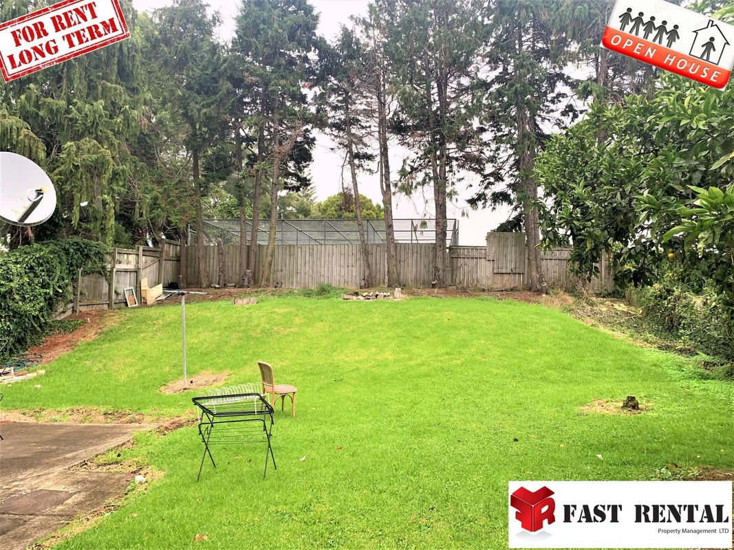 8 Norman Street, Centre Bush, Winton - Carousel 8
