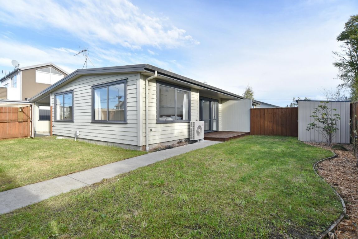 1/477 Barbadoes Street, Edgeware, Christchurch - Carousel 1