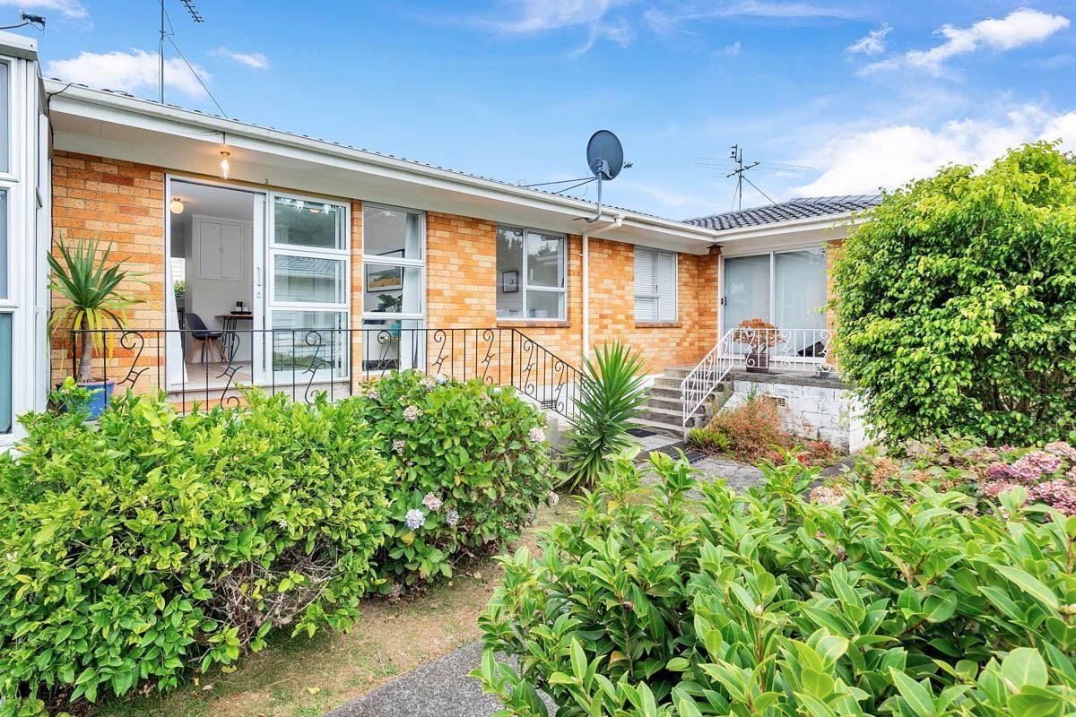 3/113 Seabrook Avenue, New Lynn, Auckland - Carousel 1
