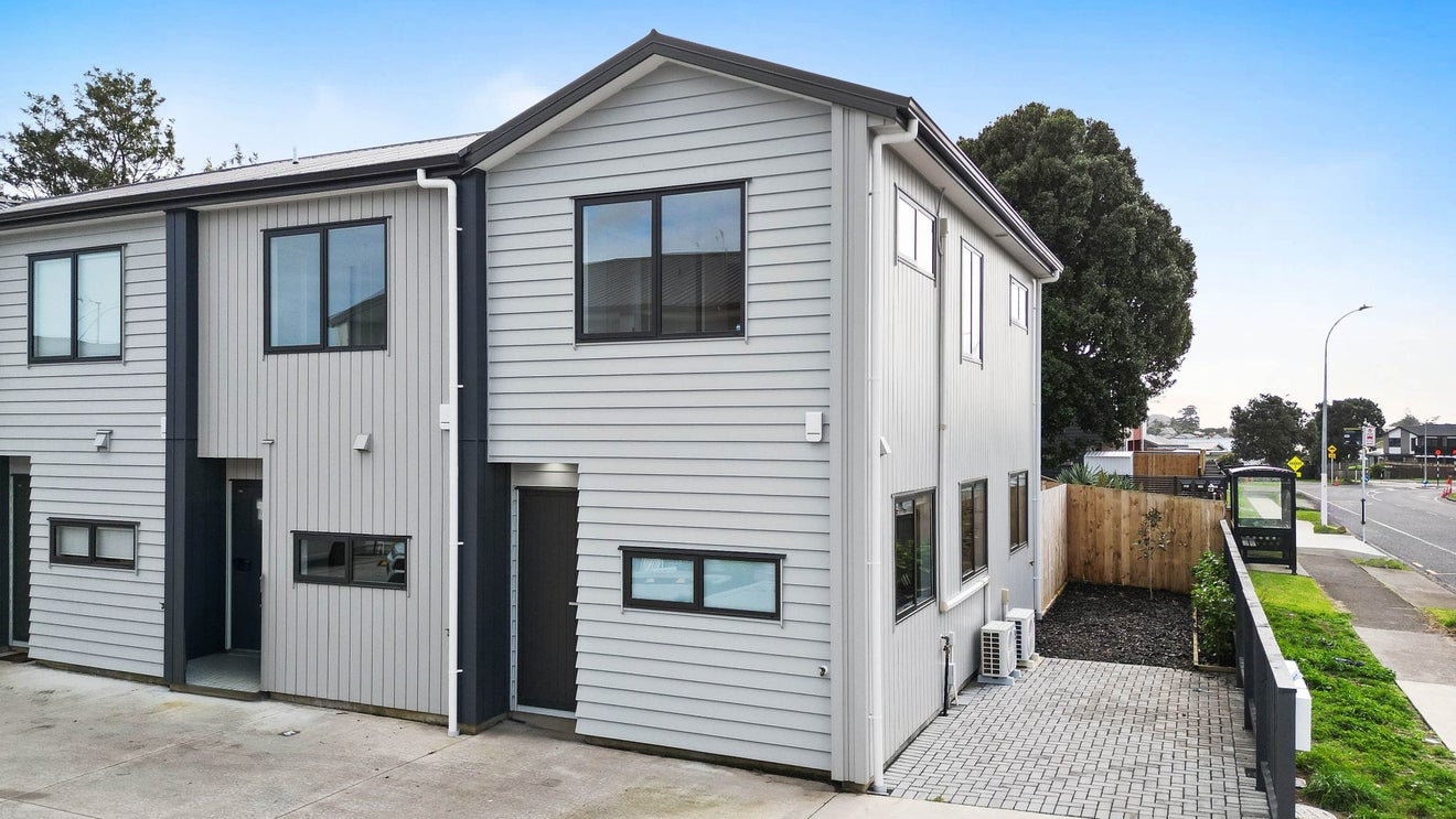 233A Finlayson Avenue, Clendon Park, Auckland - Carousel 1