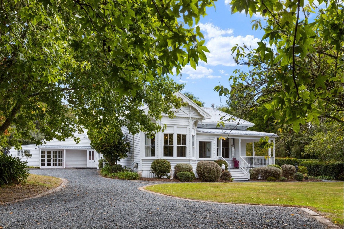 1073 Kahikatea Flat Road, Waitoki, Kaukapakapa - Carousel 2