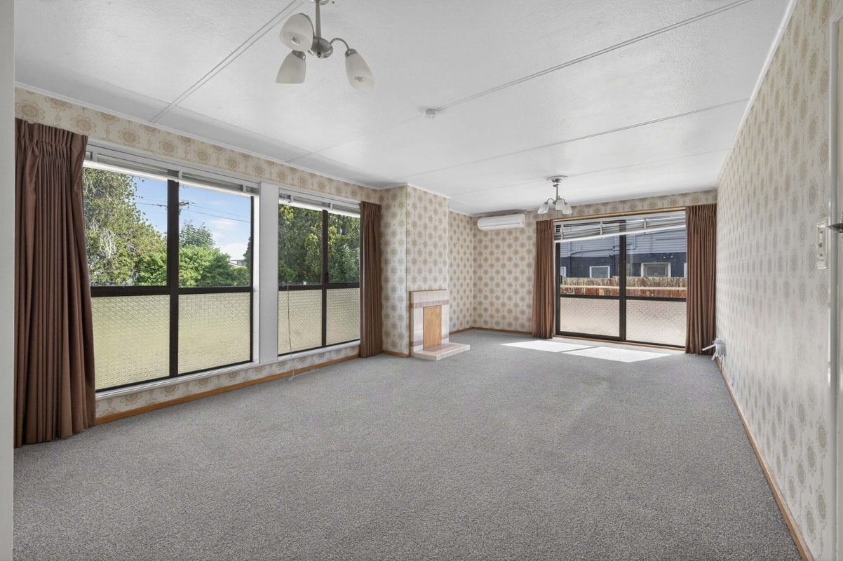 14 Whites Way, Ellerslie, Auckland - Carousel 2