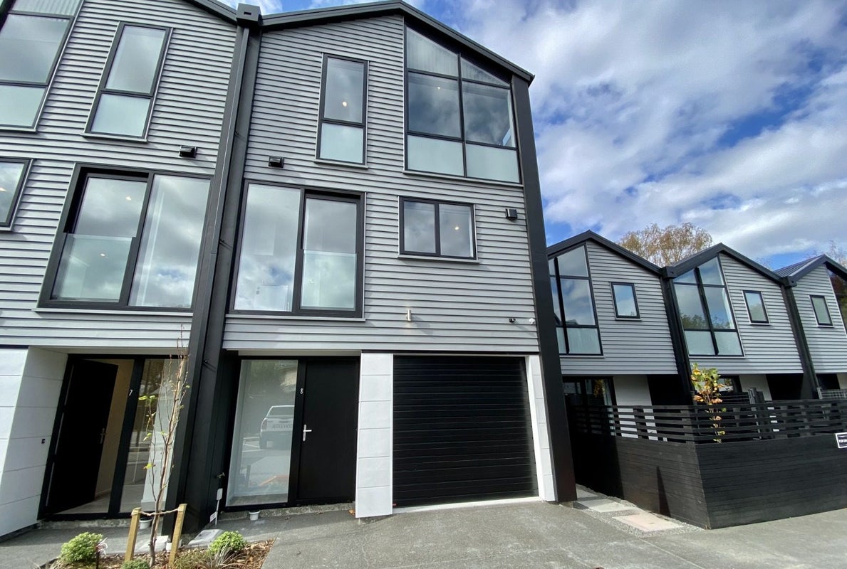 8/27 Harewood Road, Papanui, Christchurch - Carousel 1