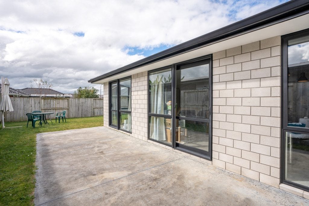 17 Briannarose Drive, Fitzroy, Hamilton - Carousel 9