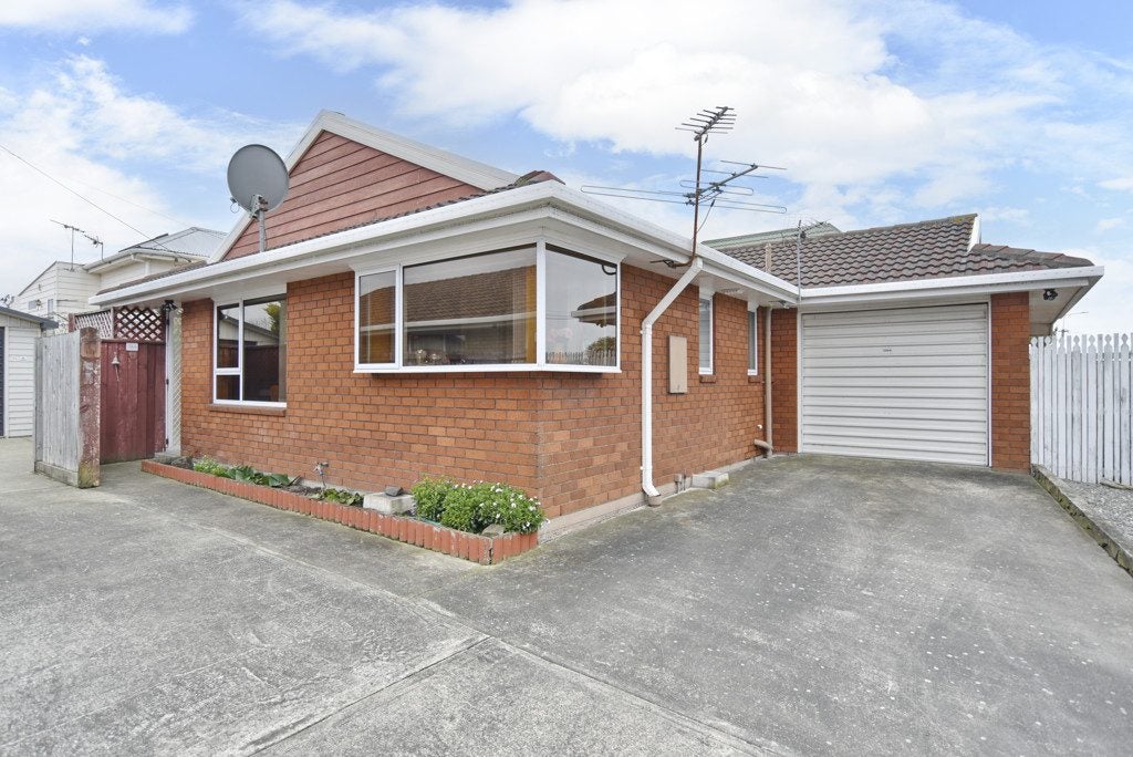 106 Hawke Street, New Brighton, Christchurch - Carousel 1