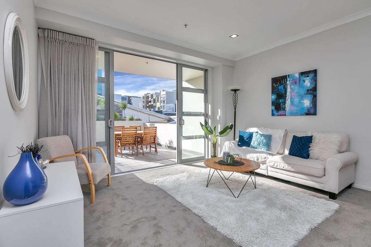 1E/39 Mackelvie Street, Grey Lynn, Auckland - Carousel 1