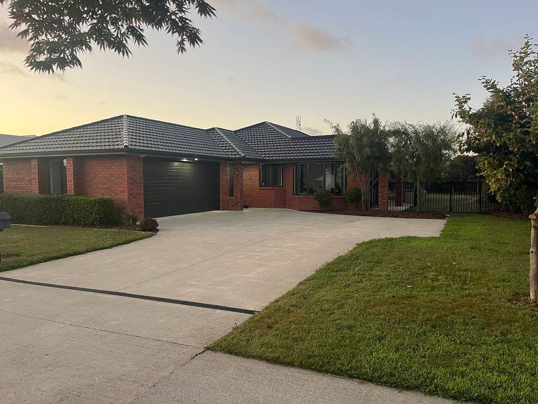 8 McKinnon Street, Leamington, Cambridge - Carousel 1