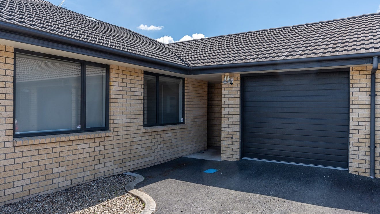 29D Campbell Street, Frankton, Hamilton - Carousel 1
