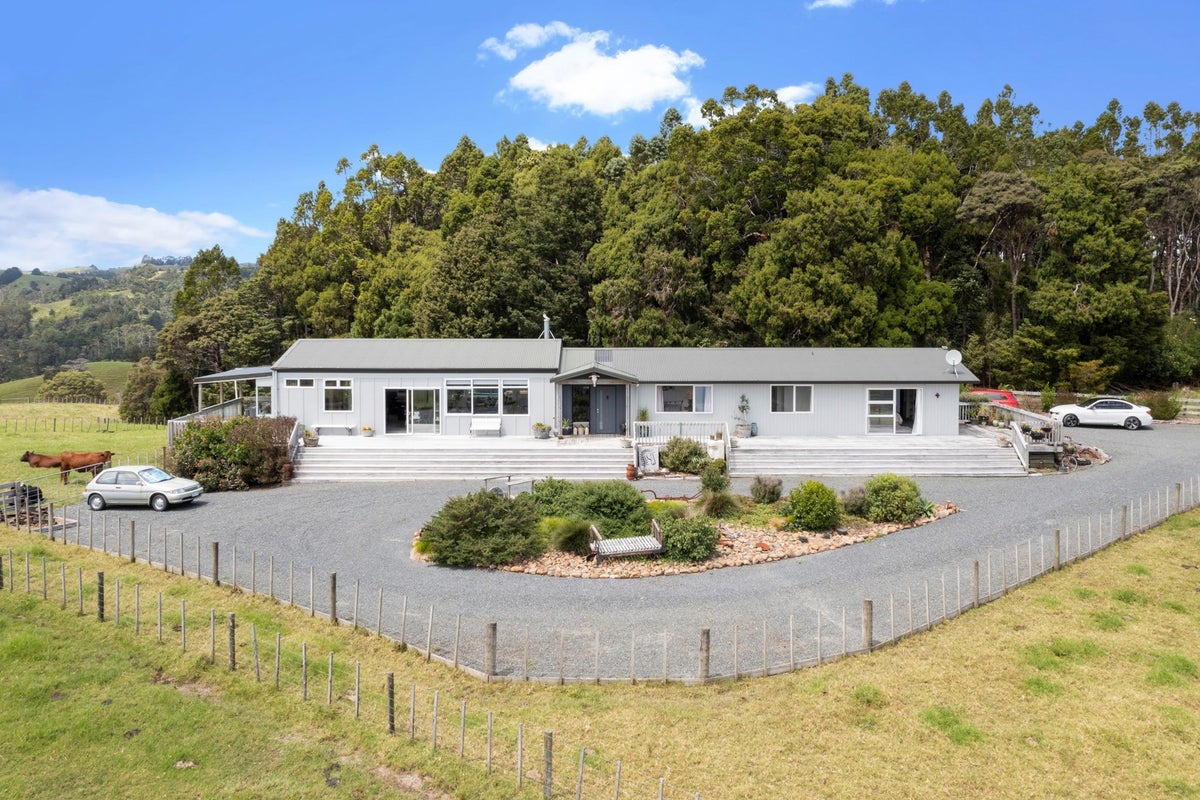 115 Hawkens Road, Makarau, Warkworth - Carousel 1