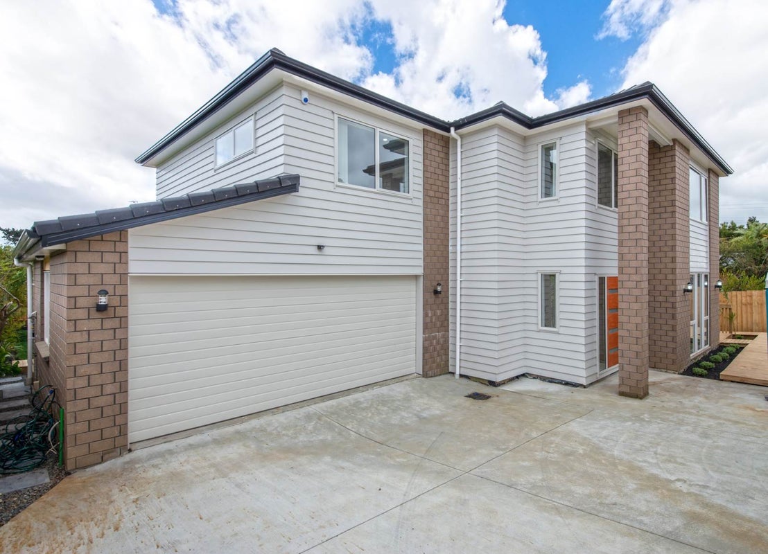 30A Koromiko Street, New Lynn, Auckland - Carousel 30