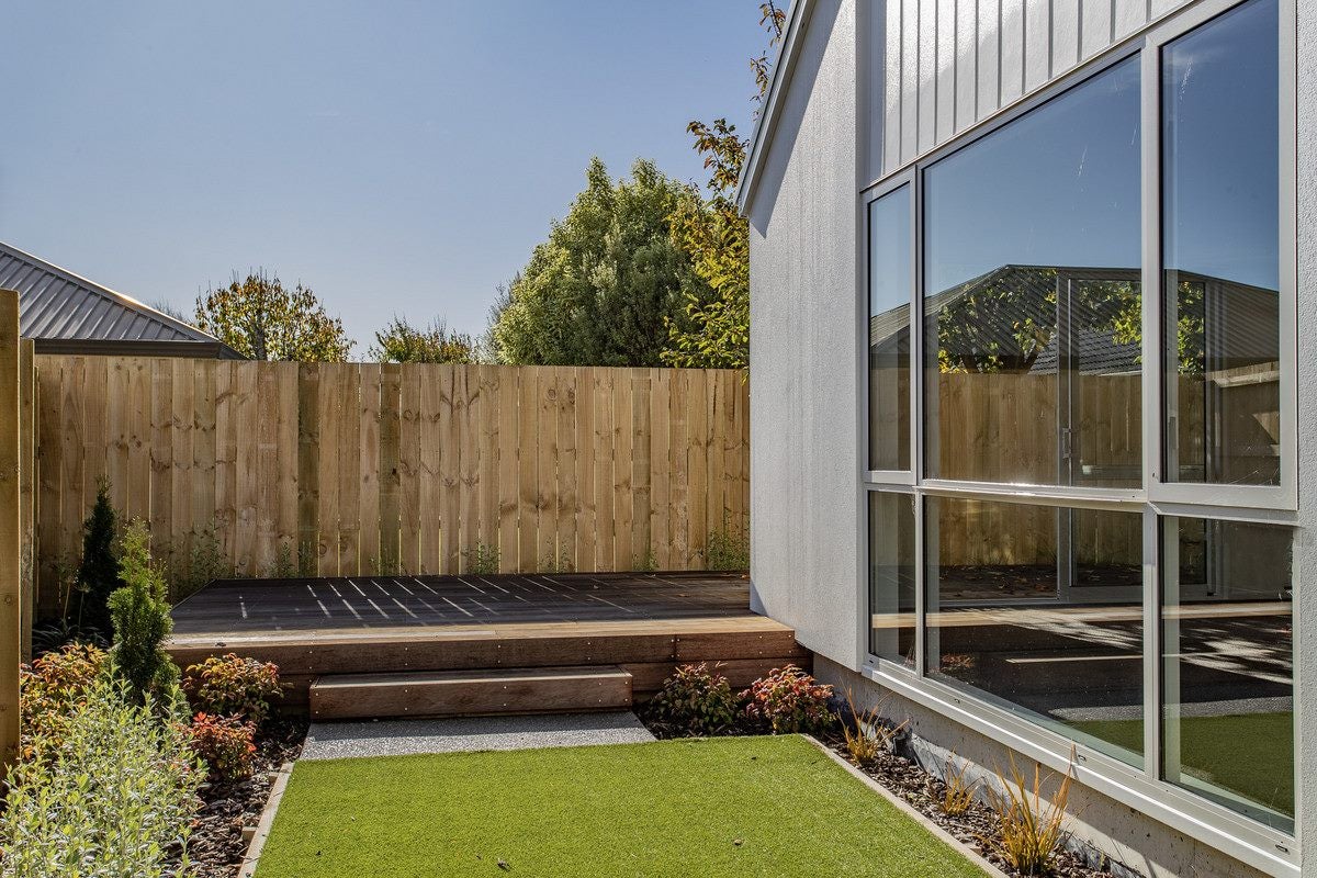 3B Brookside Terrace, Bryndwr, Christchurch - Carousel 2