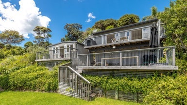 40 Scotts Terrace, Onetangi, Waiheke Island - Carousel 1