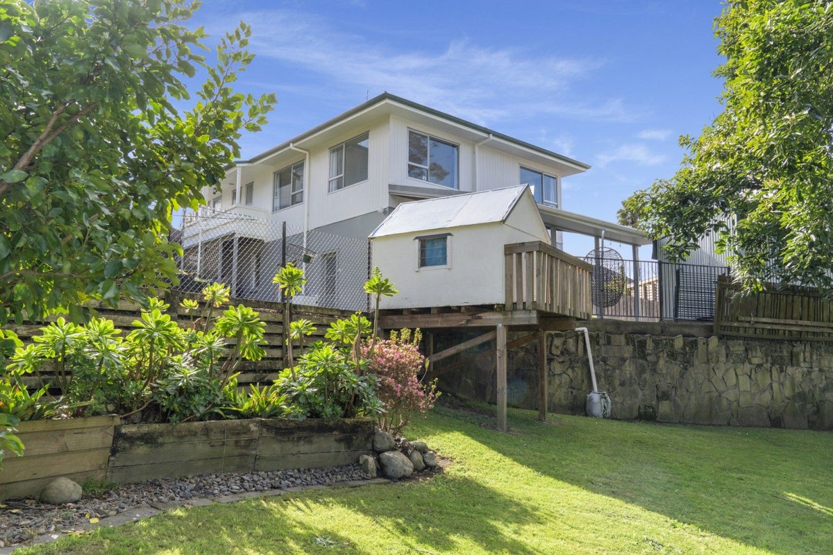 38 Westminster Drive, Bethlehem, Tauranga - Carousel 2