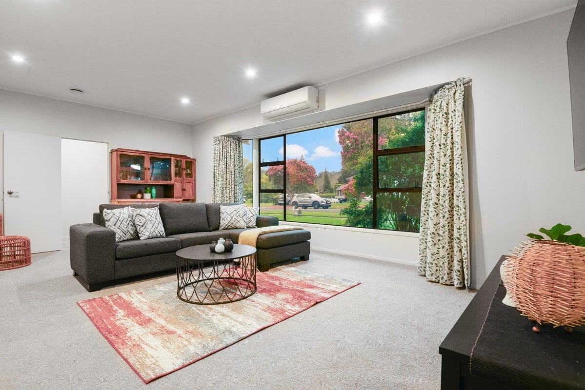 5 Gwendoline Street, Glenholme, Rotorua, Bay Of Plenty - Carousel 2