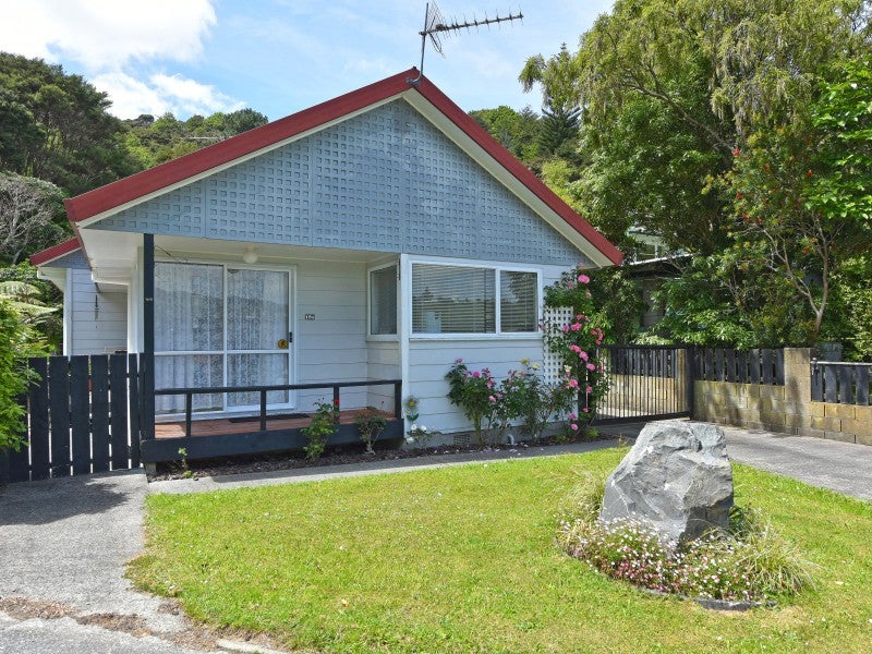 2/19 James Grove, Stokes Valley, Lower Hutt - Carousel 13