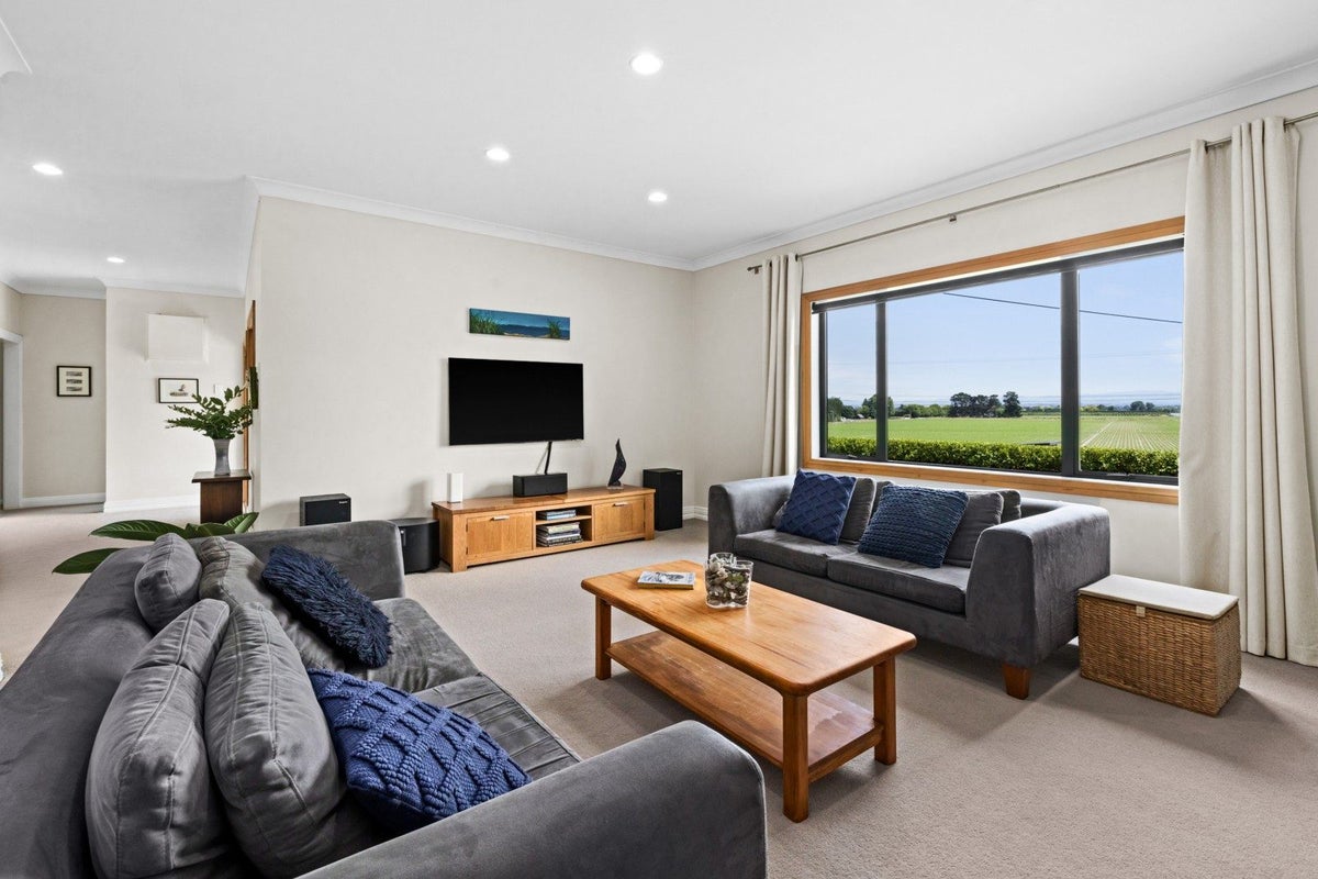 487 Middle Road, Poukawa, Hastings - Carousel 2