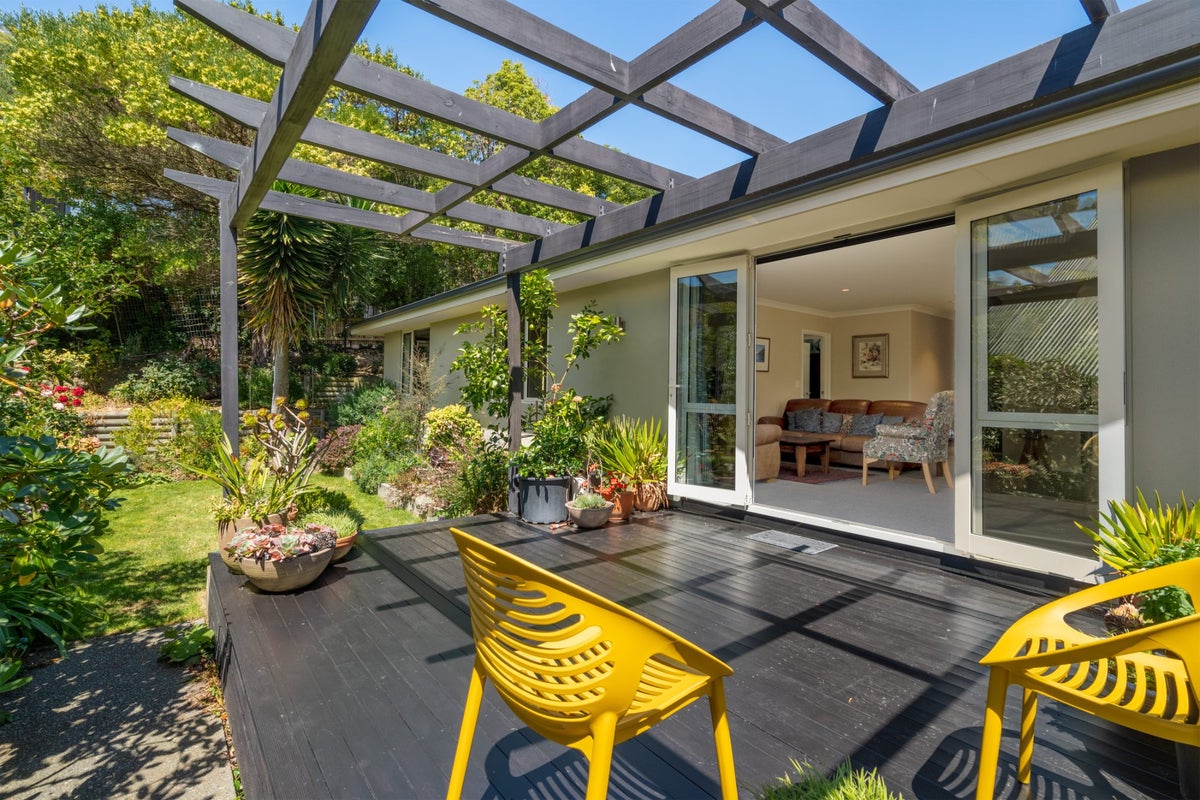 29B Basil Place, Mount Pleasant, Christchurch - Carousel 1