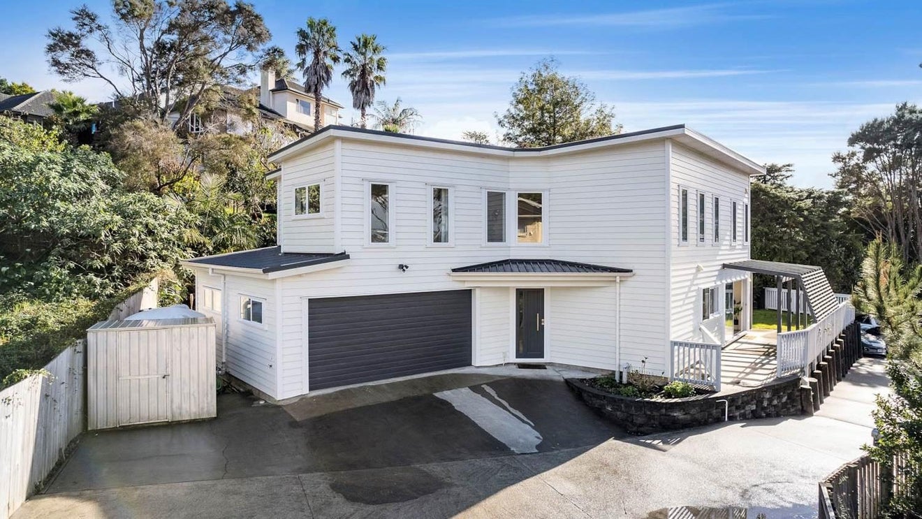 33E The Avenue, Albany, Auckland - Carousel 1