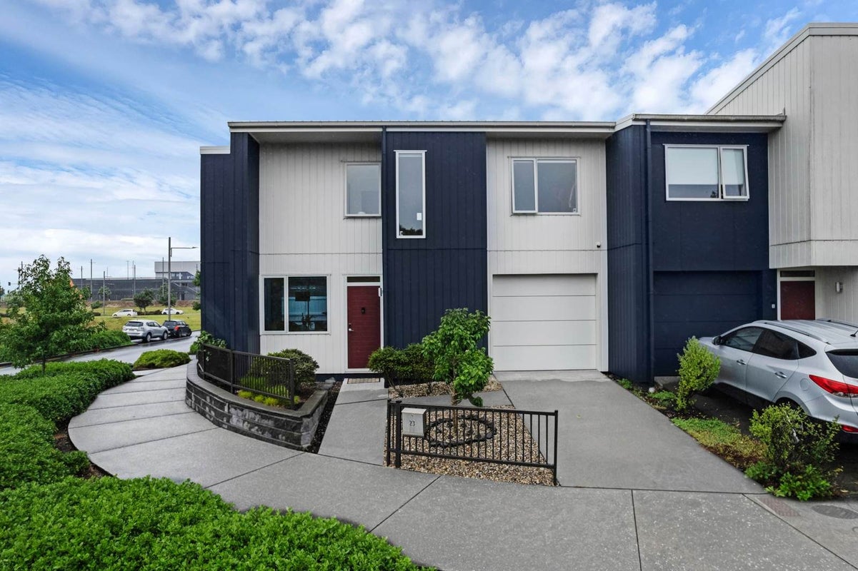 23 Bonnette Road, Flat Bush, Manukau City, Auckland - Carousel 1