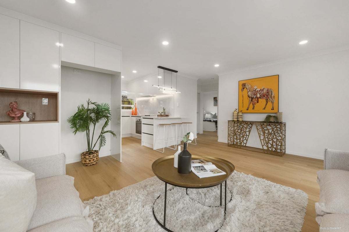 1/93 Barrack Road, Mount Wellington, Auckland - Carousel 2