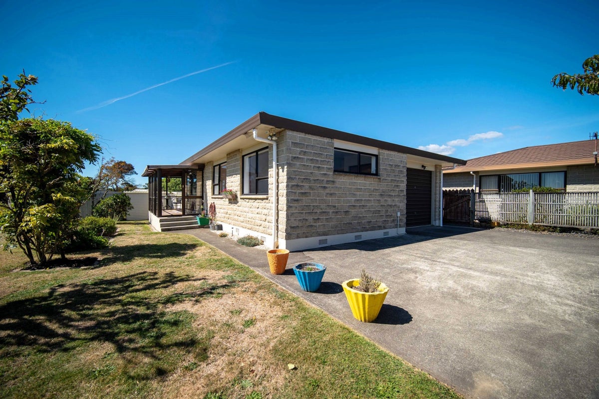 3/23 Chandler Street, Tahunanui, Nelson - Carousel 1