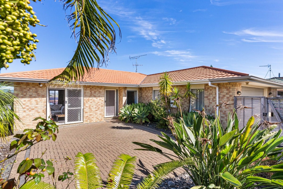 1/10 Rathmar Drive, Manurewa, Auckland - Carousel 2