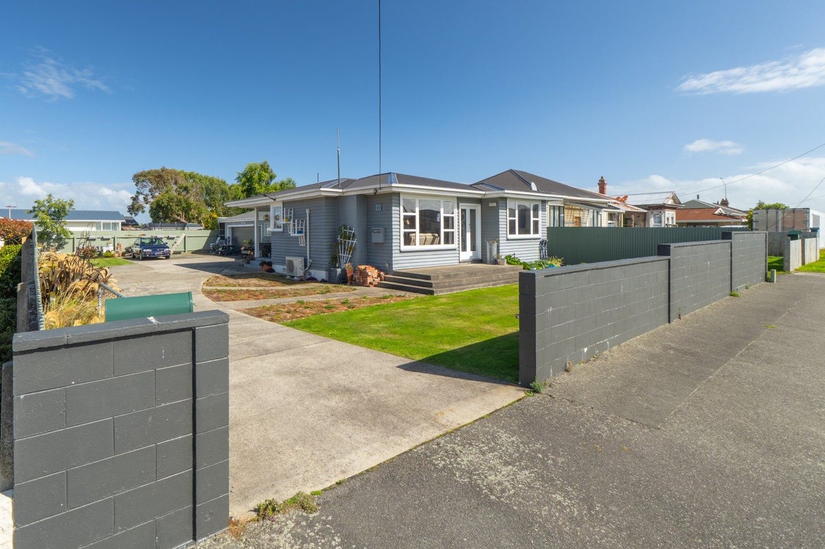 15 Mcquarrie Street, Kingswell, Invercargill - Carousel 1