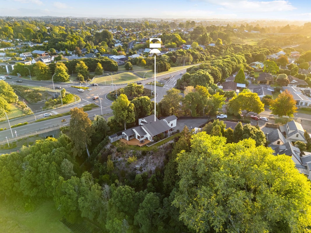 322 Hukanui Road, Queenwood, Hamilton - Carousel 29