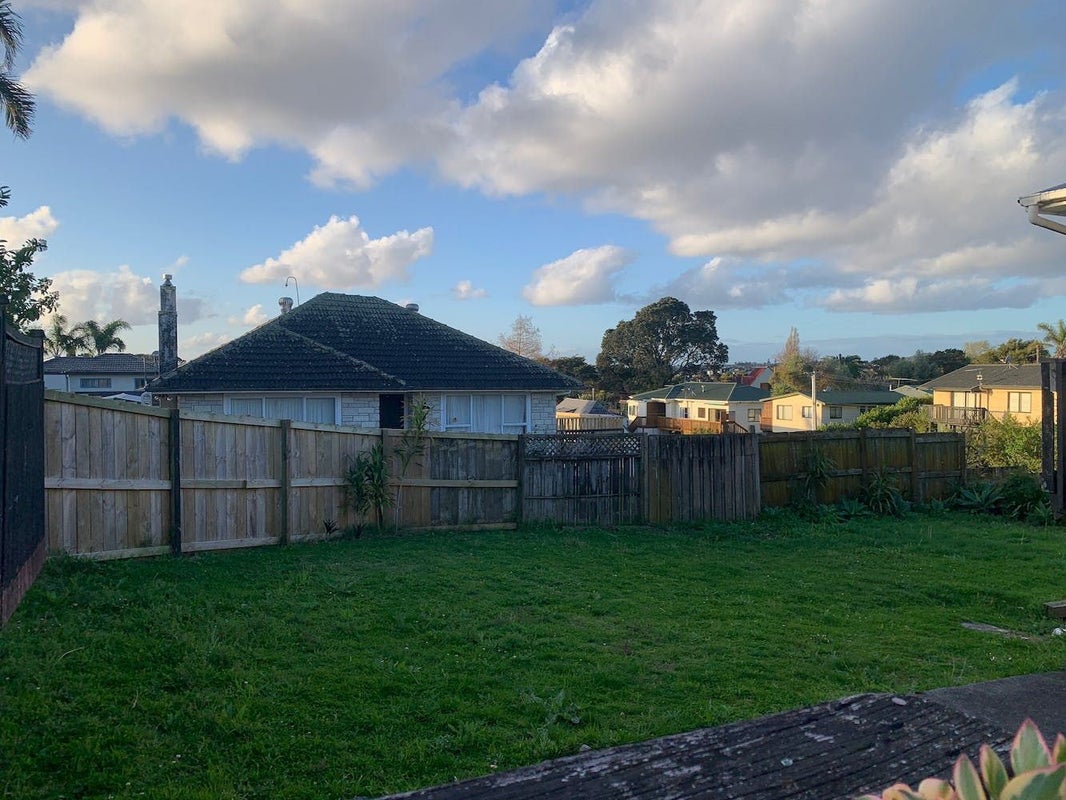 85 Kinross Street, Blockhouse Bay, Auckland - Carousel 10