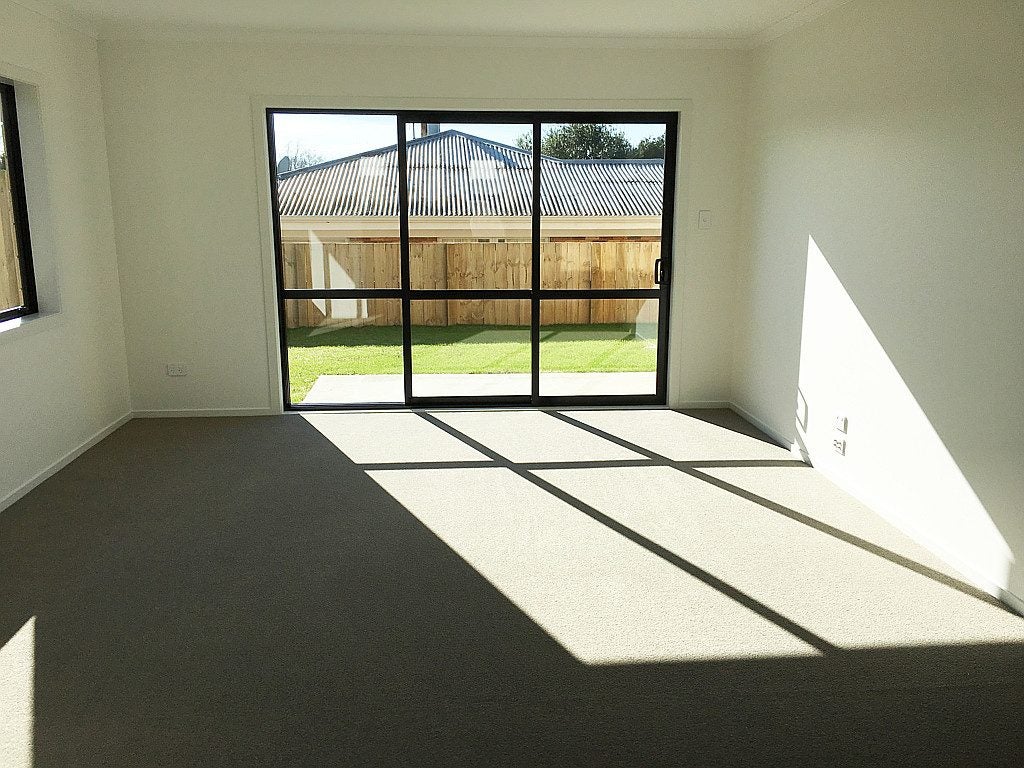 2/56 Storey Avenue, Forest Lake, Hamilton - Carousel 2