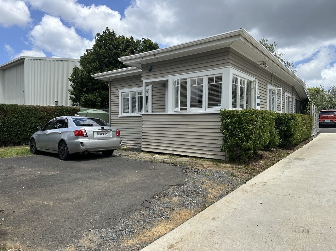 49 Hutton Street, Otahuhu, Auckland - Carousel 1