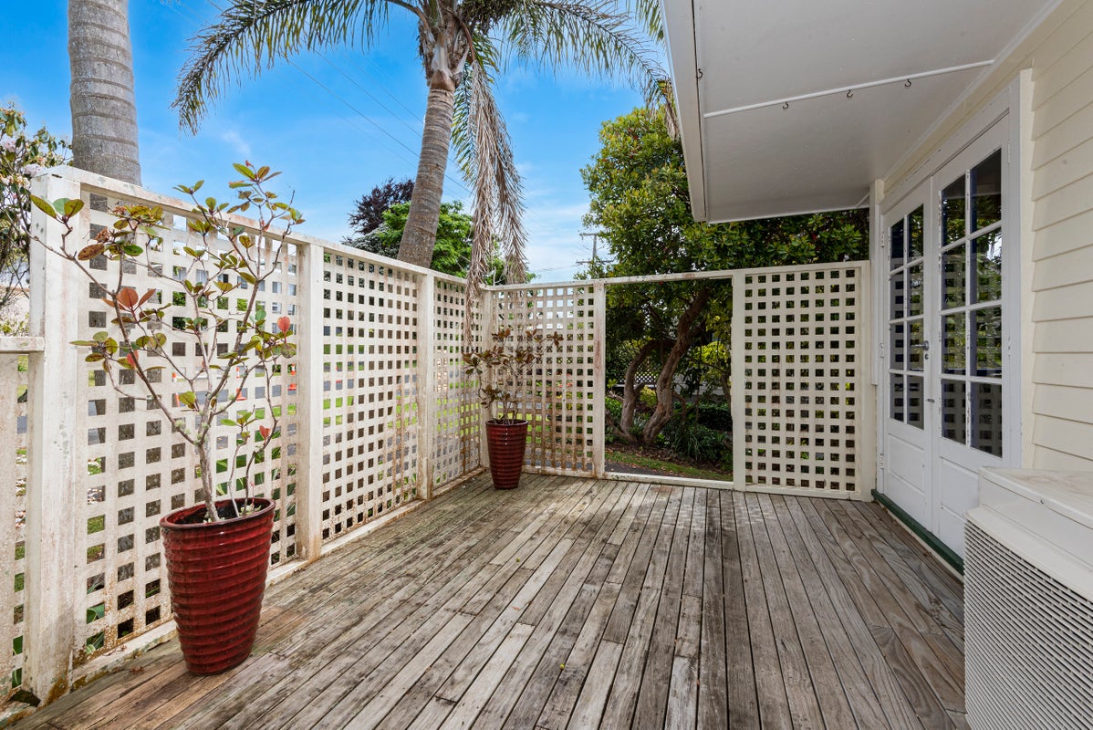 16 Hoey Street, Te Kamo, Whangarei - Carousel 2