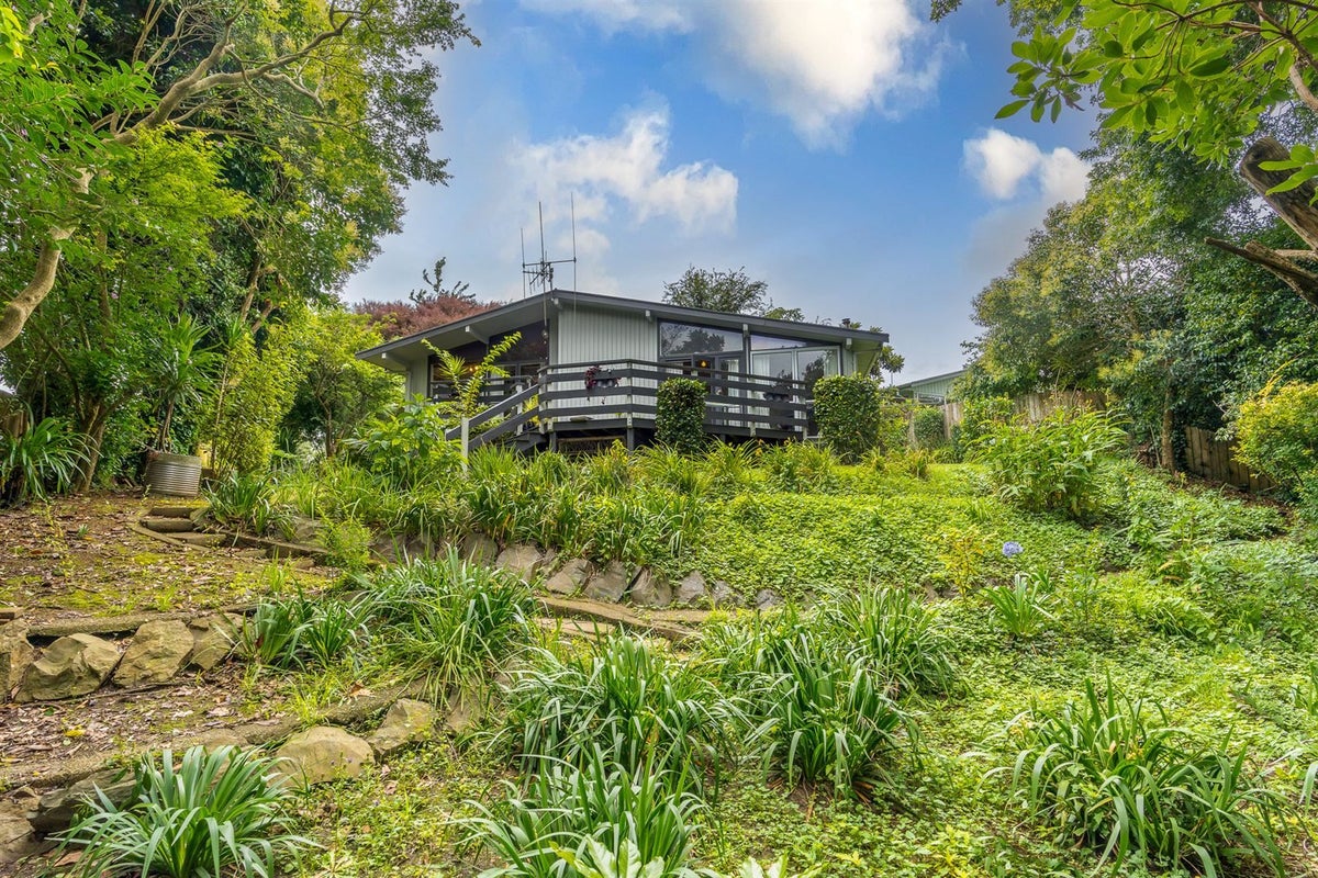 6 Houchens Road, Glenview, Hamilton - Carousel 12