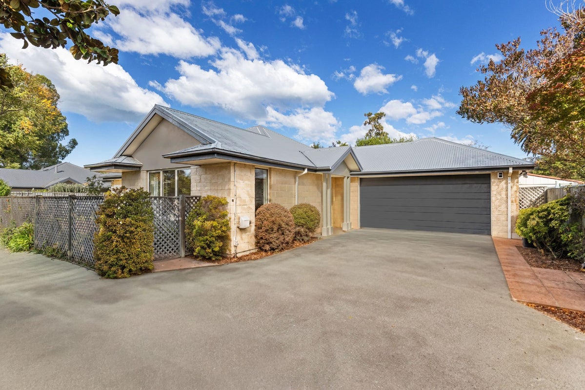 14 Norwood Street, Beckenham, Christchurch - Carousel 1