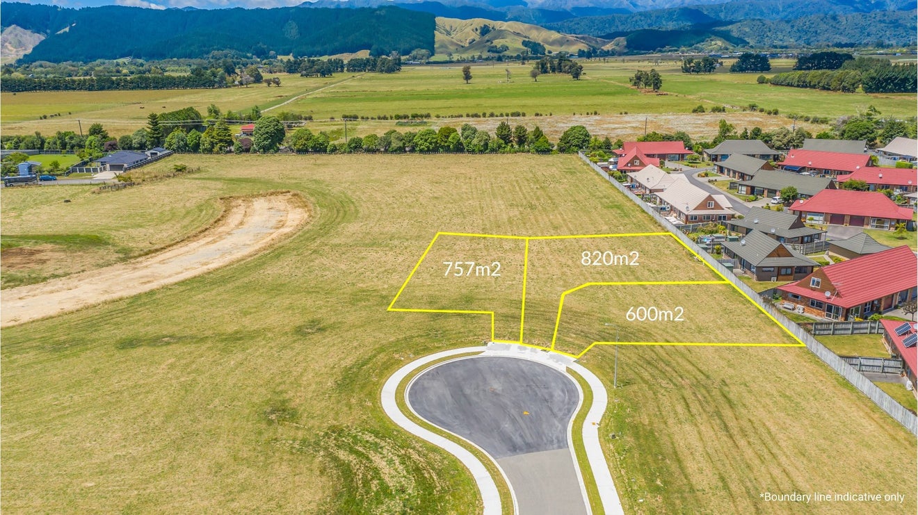 11 Thorn Place, Levin, Levin - Carousel 2