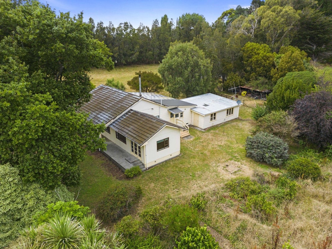 1 Belmont Road, Westmere, Whanganui - Carousel 2