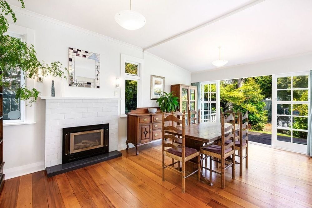 98 Campbell Street, Karori, Wellington - Carousel 2