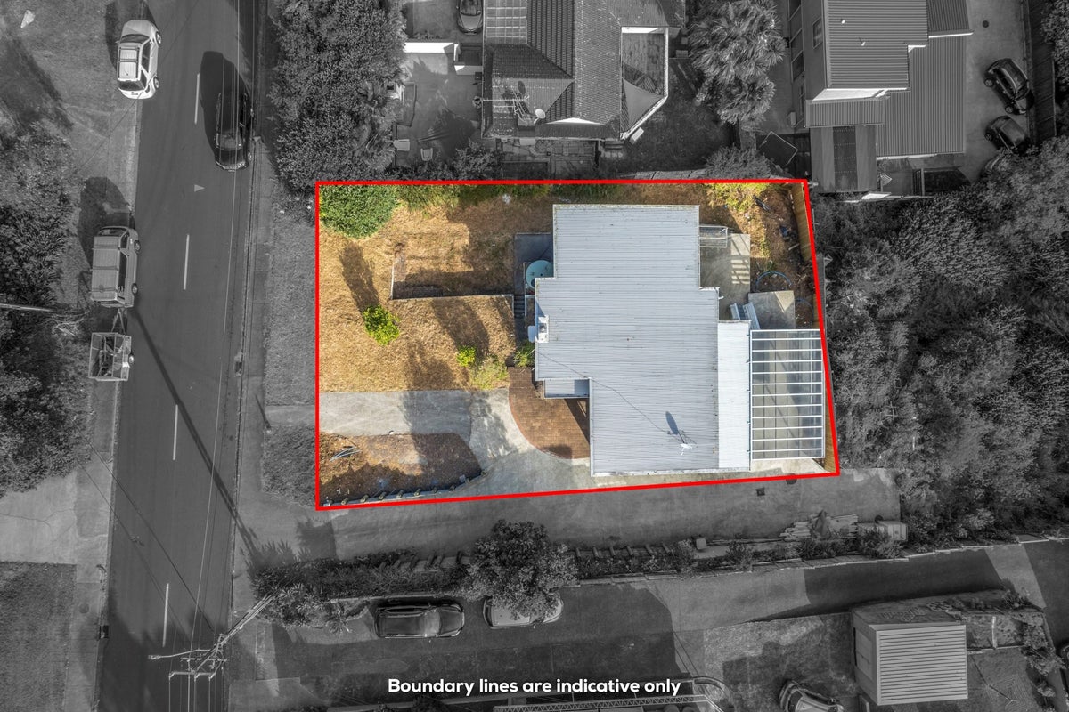 81 Goodall Street, Hillsborough, Auckland - Carousel 1