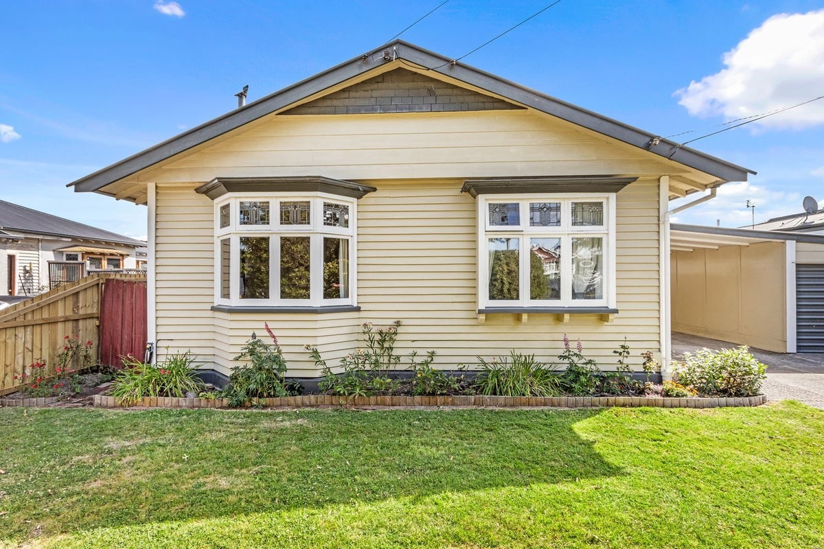 26 Ngaio Street, Saint Martins, Christchurch - Carousel 1