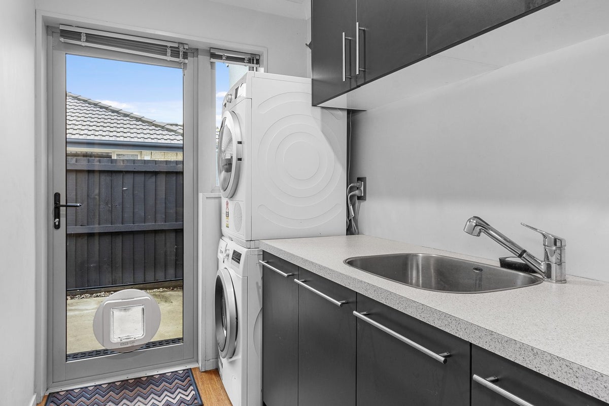 3 Eaglesome Avenue, Aidanfield, Christchurch - Carousel 23
