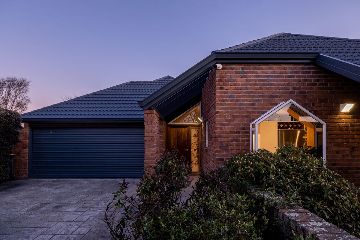48 Broadhaven Avenue, Parklands, Christchurch - Carousel 1