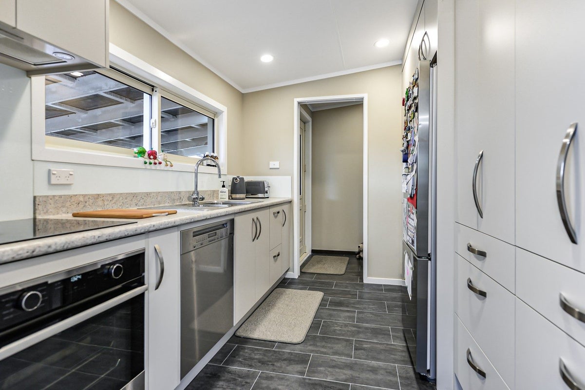 180 Whatawhata Road, Dinsdale, Hamilton - Carousel 2