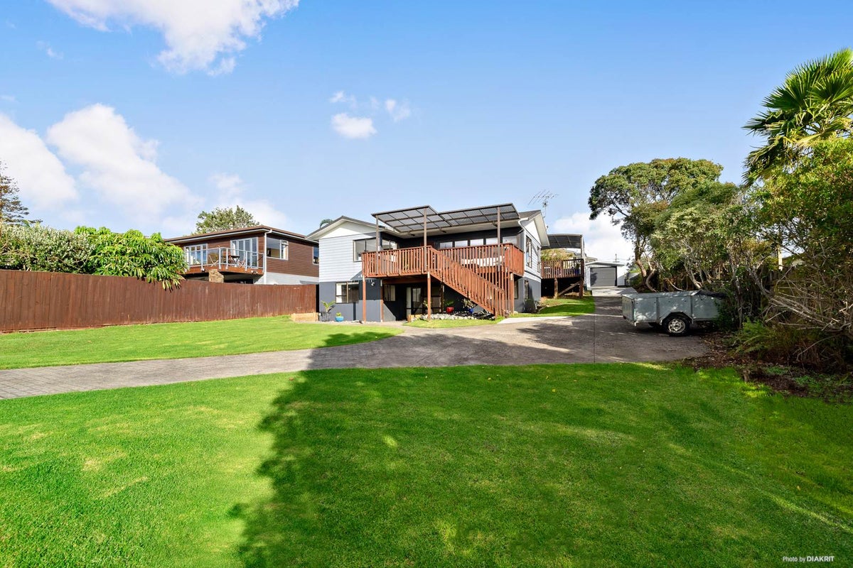 81 Beachlands Road, Beachlands, Auckland - Carousel 2