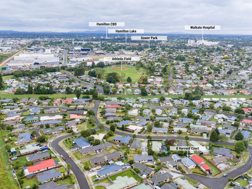 8 Harvard Court, Melville, Hamilton - Carousel 3